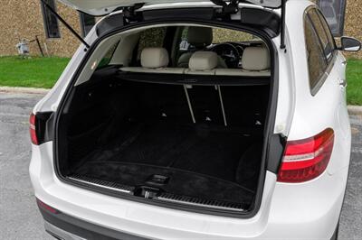 2018 Mercedes-Benz GLC GLC 300   - Photo 49 - Dallas, TX 75220