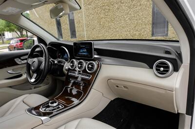 2018 Mercedes-Benz GLC GLC 300   - Photo 12 - Dallas, TX 75220