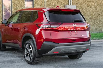 2021 Nissan Rogue SV   - Photo 14 - Dallas, TX 75220
