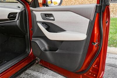 2021 Nissan Rogue SV   - Photo 44 - Dallas, TX 75220