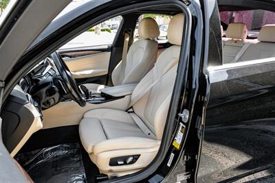 2018 BMW 530i   - Photo 4 - Dallas, TX 75220