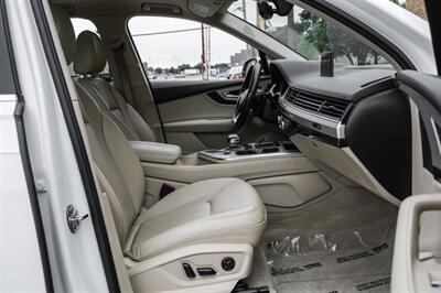2019 Audi Q7 quattro Premium Plus 45 TFSI - Photo 34 - Dallas, TX 75220