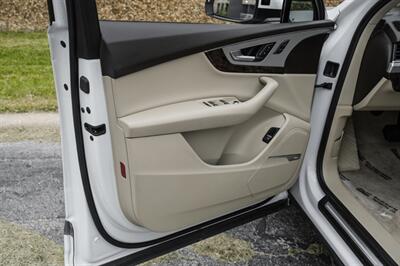 2019 Audi Q7 quattro Premium Plus 45 TFSI - Photo 43 - Dallas, TX 75220