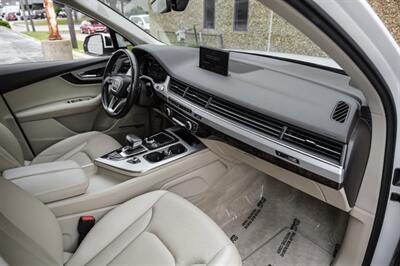 2019 Audi Q7 quattro Premium Plus 45 TFSI - Photo 16 - Dallas, TX 75220