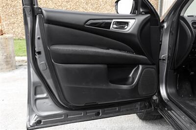 2017 Nissan Pathfinder S   - Photo 44 - Dallas, TX 75220