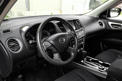 2017 Nissan Pathfinder S   - Photo 3 - Dallas, TX 75220