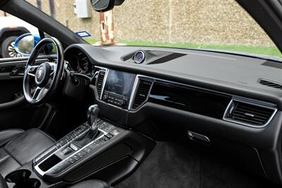 2017 Porsche Macan - Photo 11 - Dallas, TX 75220