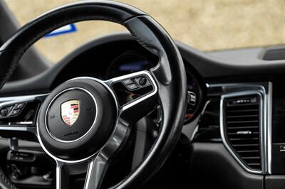 2017 Porsche Macan - Photo 17 - Dallas, TX 75220