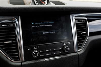 2017 Porsche Macan - Photo 27 - Dallas, TX 75220