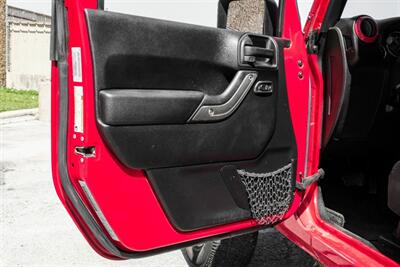 2015 Jeep Wrangler Sport   - Photo 32 - Dallas, TX 75220