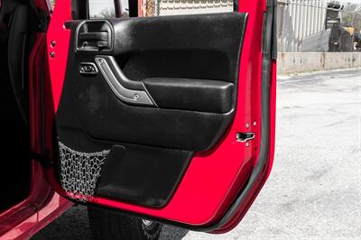 2015 Jeep Wrangler Sport   - Photo 33 - Dallas, TX 75220