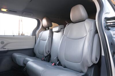 2024 Toyota Sienna XLE 7-Passenger   - Photo 24 - Dallas, TX 75220