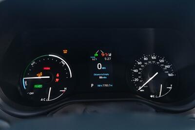 2024 Toyota Sienna XLE 7-Passenger   - Photo 38 - Dallas, TX 75220