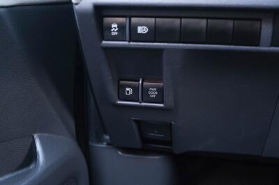 2024 Toyota Sienna XLE 7-Passenger   - Photo 33 - Dallas, TX 75220