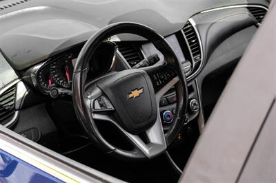 2020 Chevrolet Trax LT   - Photo 14 - Dallas, TX 75220