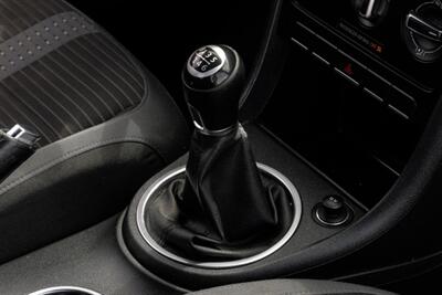 2014 Volkswagen Beetle-Classic R-Line   - Photo 18 - Dallas, TX 75220