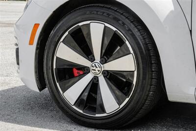 2014 Volkswagen Beetle-Classic R-Line   - Photo 41 - Dallas, TX 75220