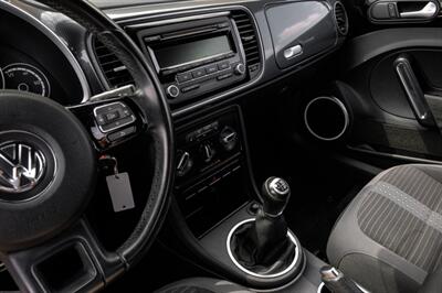 2014 Volkswagen Beetle-Classic R-Line   - Photo 15 - Dallas, TX 75220