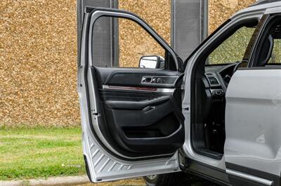 2017 Ford Explorer Platinum   - Photo 43 - Dallas, TX 75220