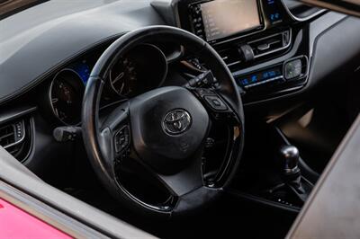 2018 Toyota C-HR XLE   - Photo 14 - Dallas, TX 75220