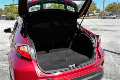 2018 Toyota C-HR XLE   - Photo 47 - Dallas, TX 75220