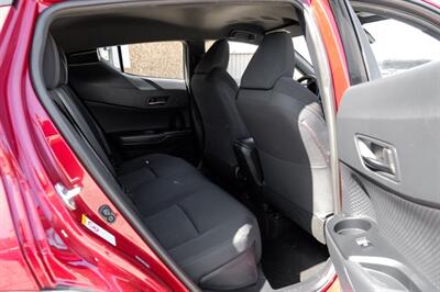 2018 Toyota C-HR XLE   - Photo 32 - Dallas, TX 75220