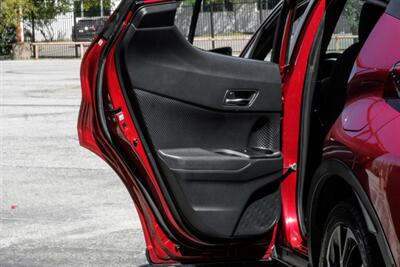 2018 Toyota C-HR XLE   - Photo 38 - Dallas, TX 75220