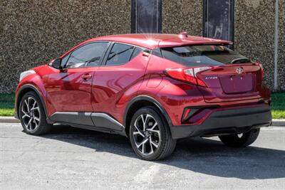 2018 Toyota C-HR XLE   - Photo 10 - Dallas, TX 75220