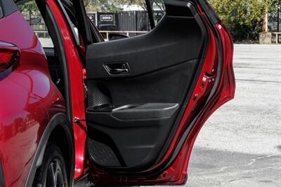 2018 Toyota C-HR XLE   - Photo 39 - Dallas, TX 75220