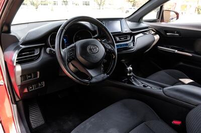 2018 Toyota C-HR XLE   - Photo 3 - Dallas, TX 75220