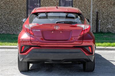 2018 Toyota C-HR XLE   - Photo 9 - Dallas, TX 75220