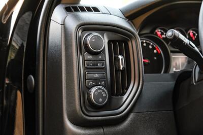 2020 Ford Expedition MAX XLT   - Photo 21 - Dallas, TX 75220