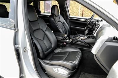 2013 Porsche Cayenne S   - Photo 32 - Dallas, TX 75220
