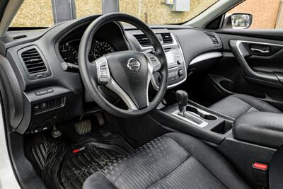 2017 Nissan Altima 2.5 S   - Photo 3 - Dallas, TX 75220