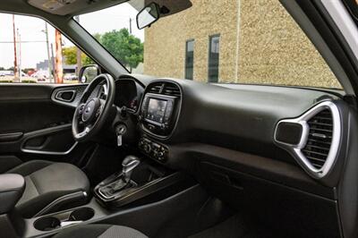 2021 Kia Soul LX   - Photo 13 - Dallas, TX 75220