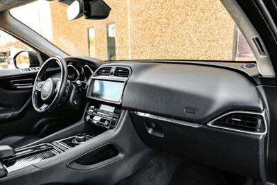 2019 Jaguar F-PACE 25t   - Photo 11 - Dallas, TX 75220