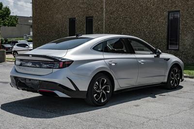 2024 Hyundai SONATA SEL   - Photo 10 - Dallas, TX 75220