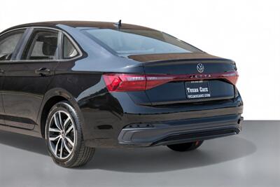 2025 Volkswagen Jetta SE   - Photo 19 - Dallas, TX 75220