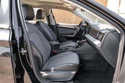 2025 Volkswagen Jetta SE   - Photo 37 - Dallas, TX 75220