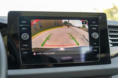 2025 Volkswagen Jetta SE   - Photo 28 - Dallas, TX 75220