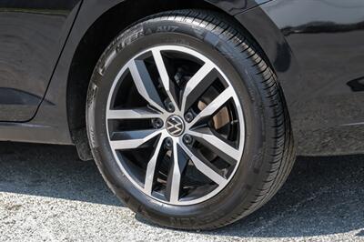 2025 Volkswagen Jetta SE   - Photo 56 - Dallas, TX 75220