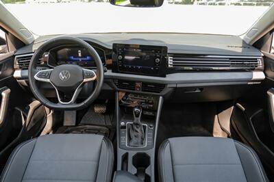 2025 Volkswagen Jetta SE   - Photo 22 - Dallas, TX 75220