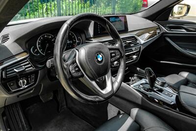 2017 BMW 530i   - Photo 3 - Dallas, TX 75220