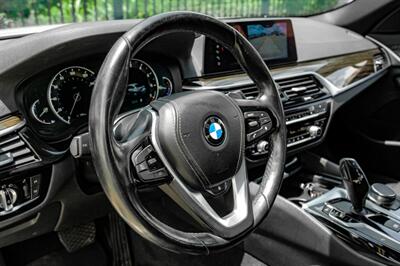 2017 BMW 530i   - Photo 19 - Dallas, TX 75220
