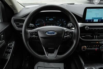 2020 Ford Escape SE   - Photo 17 - Dallas, TX 75220