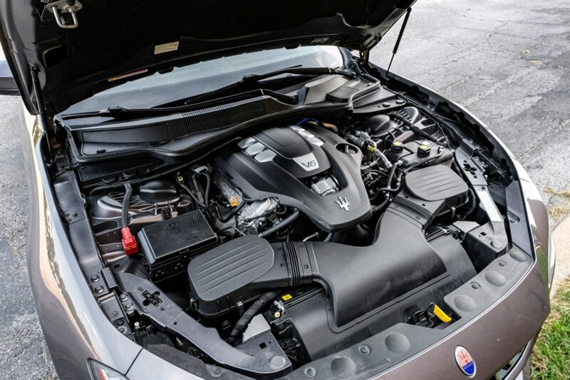 2018 Maserati Ghibli Base photo 35