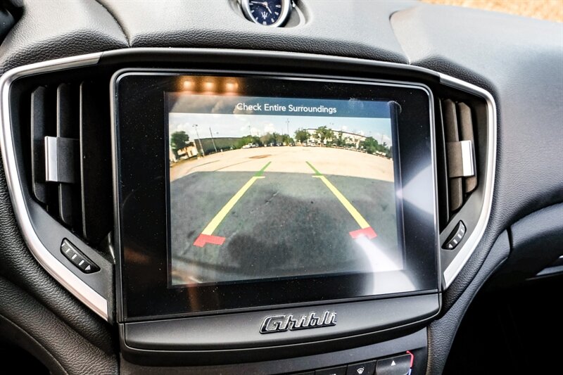 2018 Maserati Ghibli Base photo 15