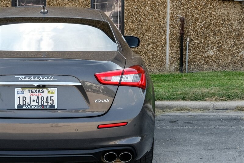 2018 Maserati Ghibli Base photo 34