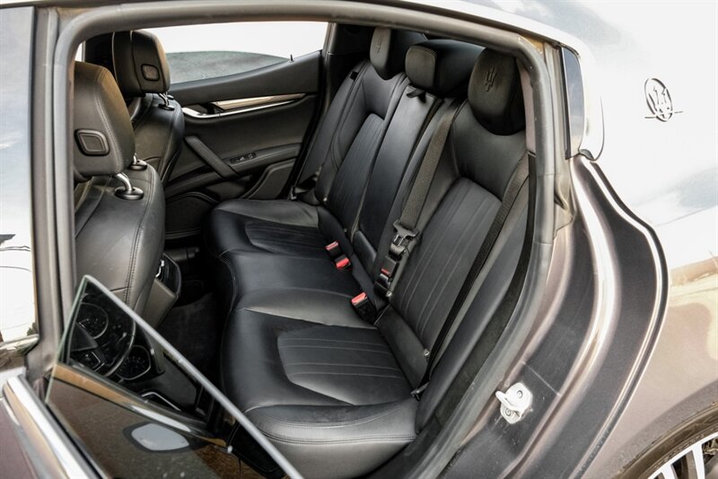 2018 Maserati Ghibli Base photo 30