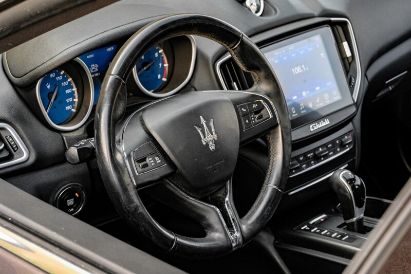 2018 Maserati Ghibli Base photo 9